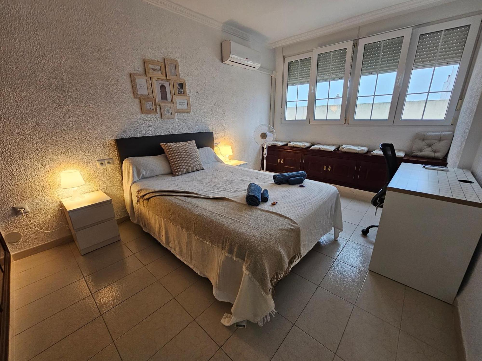 Apartamento Granja - A 5 Min De La Playa Cádiz Exteriör bild